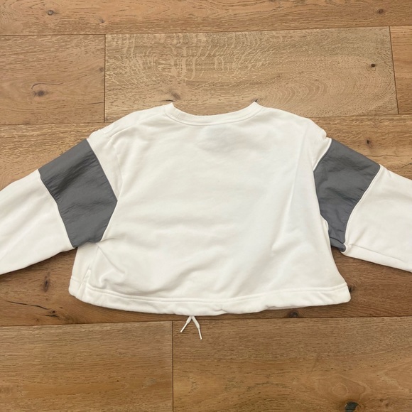 Nike sweatshirt - Picture 2 of 3